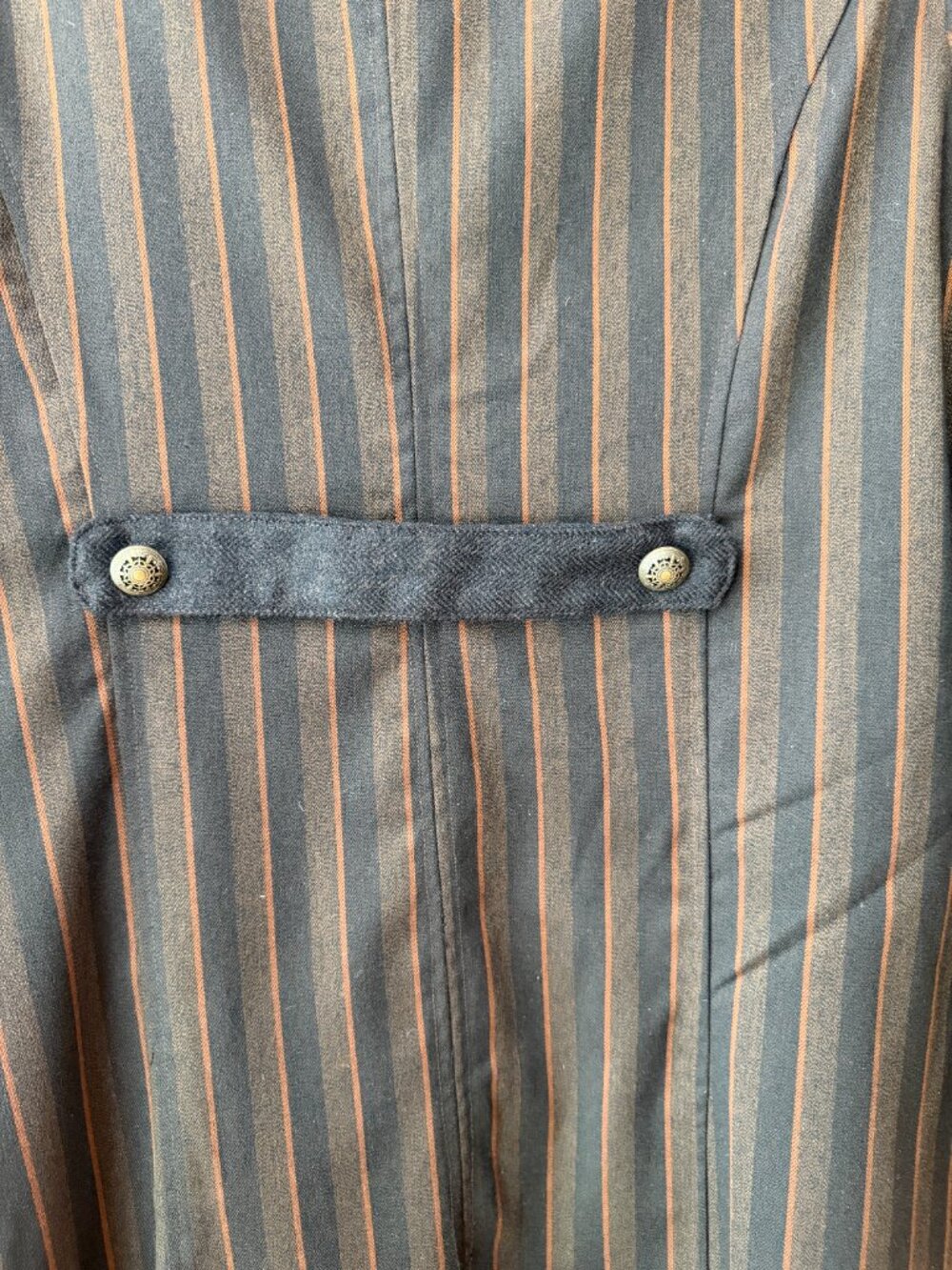 Steampunk Coat, Hat, & Glasses or Willy Wonka Spirit Halloween Costume Adult XL - Picture 7 of 15